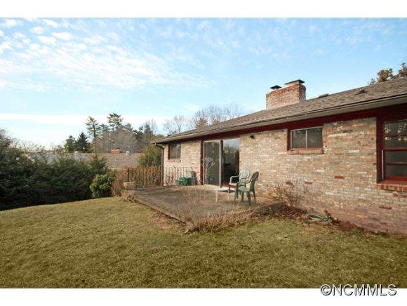 15 Greenleaf Circle Asheville NC 28804