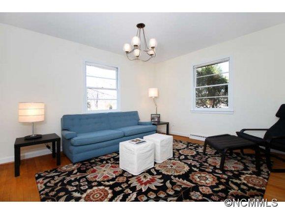 15 Greenleaf Circle Asheville NC 28804