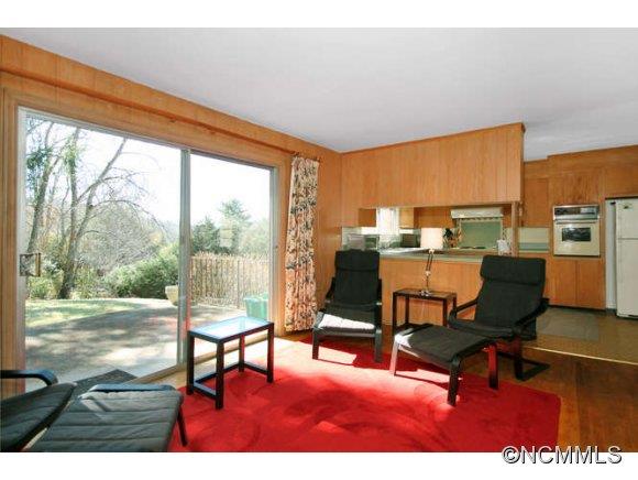 15 Greenleaf Circle Asheville NC 28804