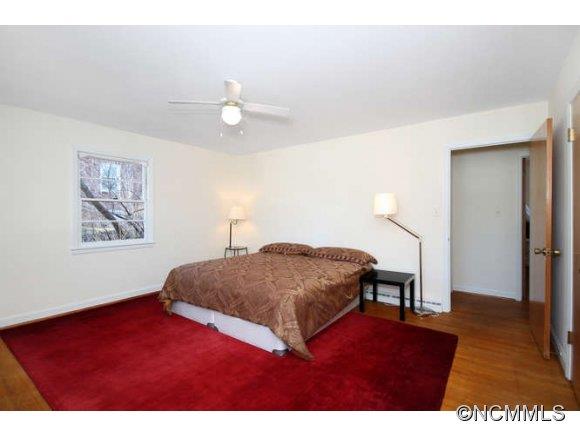 15 Greenleaf Circle Asheville NC 28804