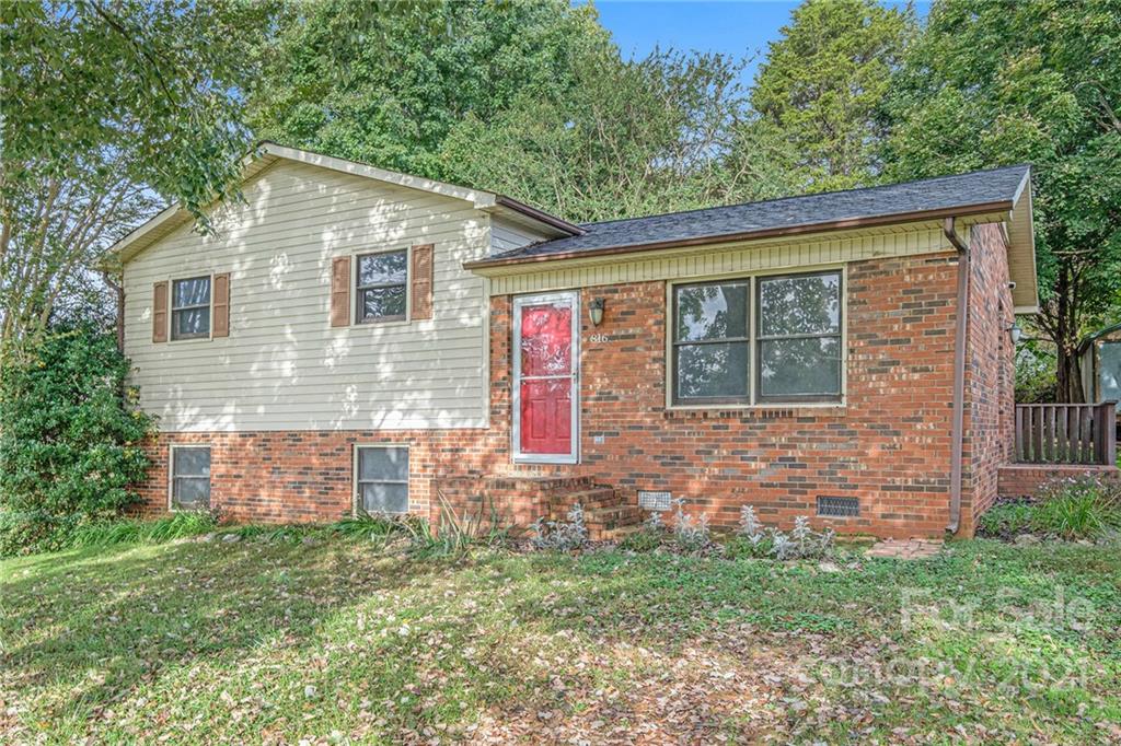 816 Wellwood Avenue Statesville NC 28677