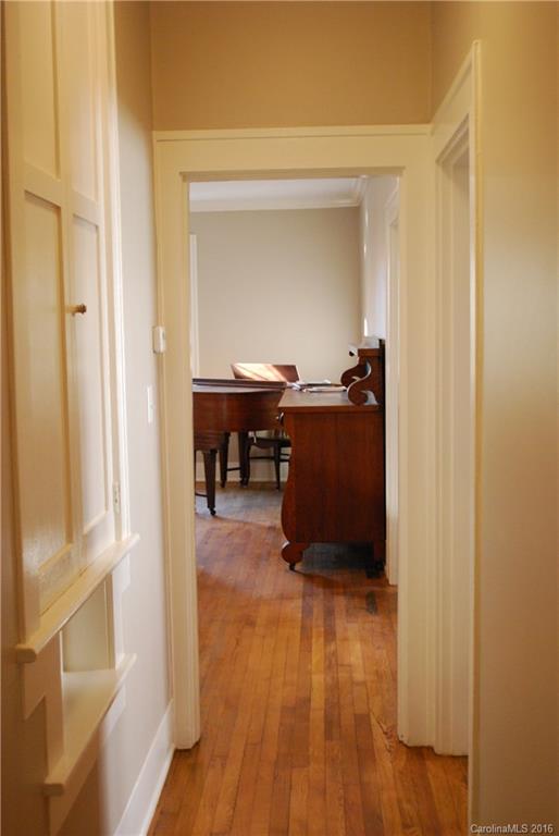 34 Longview Road Asheville NC 28806