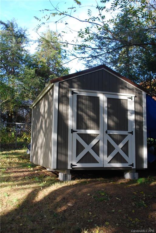 34 Longview Road Asheville NC 28806