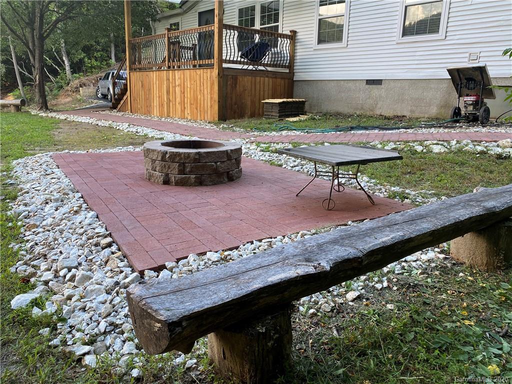 1107 Bee Tree Road Swannanoa NC 28778