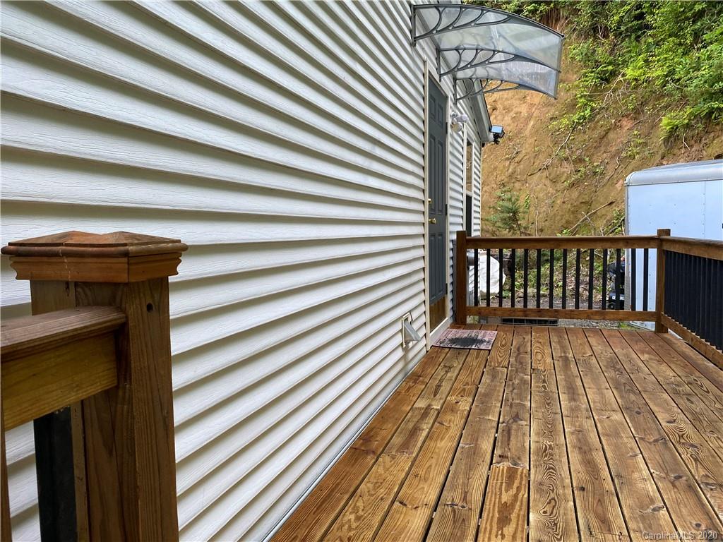 1107 Bee Tree Road Swannanoa NC 28778