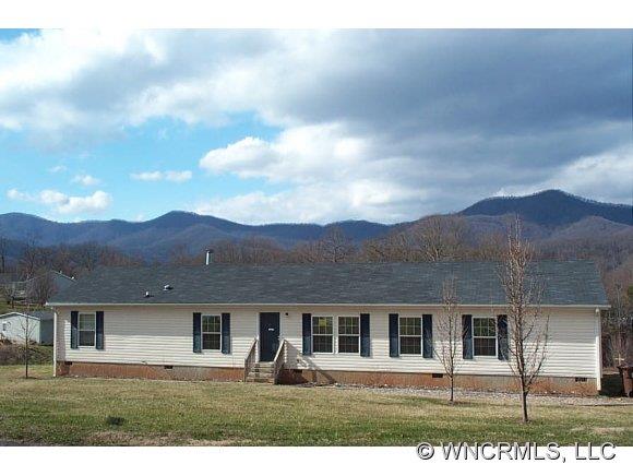 7 English Oaks Drive Candler NC 28715