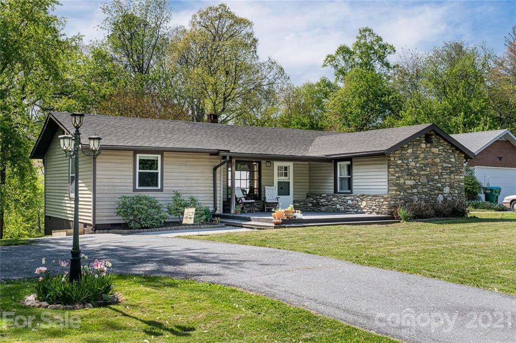 275 Asbury Road Candler NC 28715