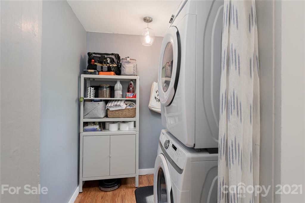 275 Asbury Road Candler NC 28715