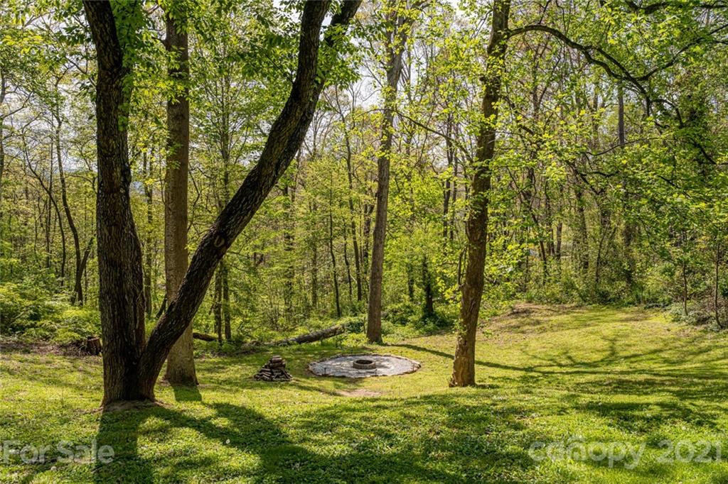 275 Asbury Road Candler NC 28715