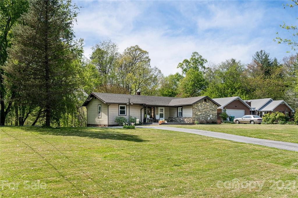275 Asbury Road Candler NC 28715