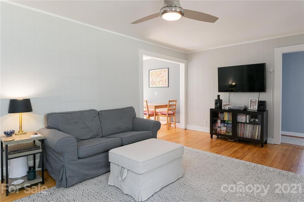 275 Asbury Road Candler NC 28715