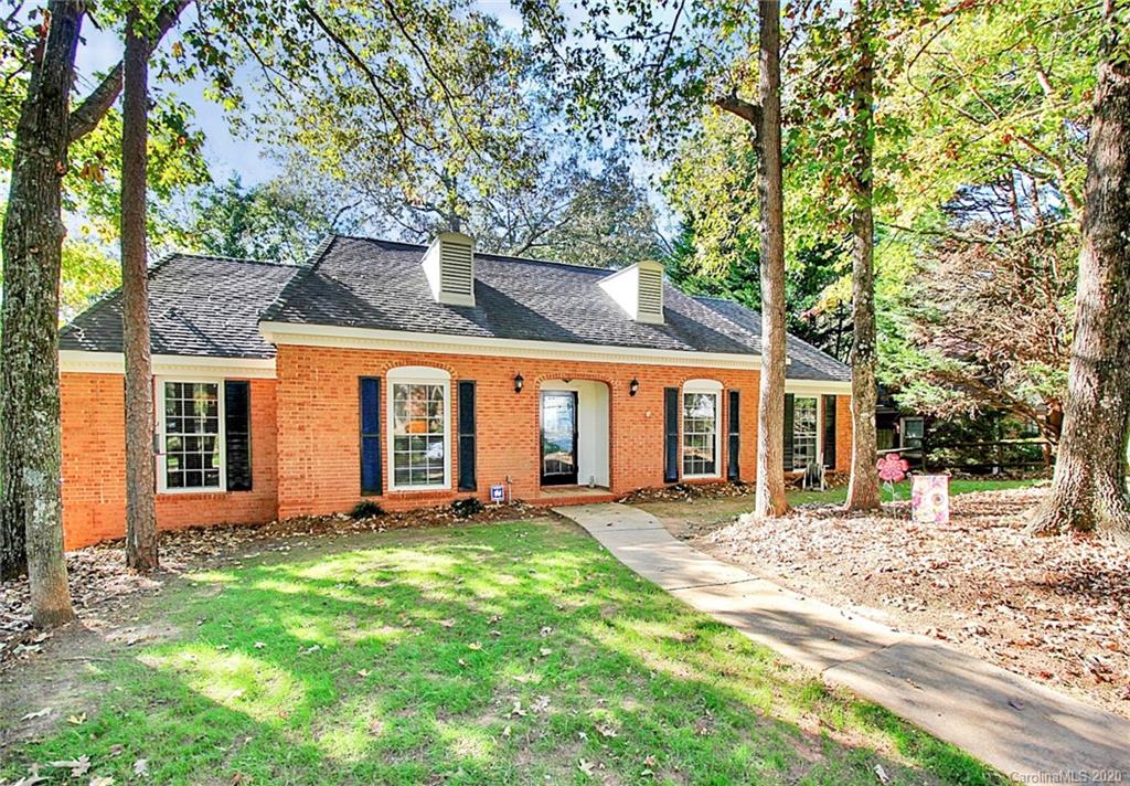 8322 Lacewood Place Charlotte NC 28270
