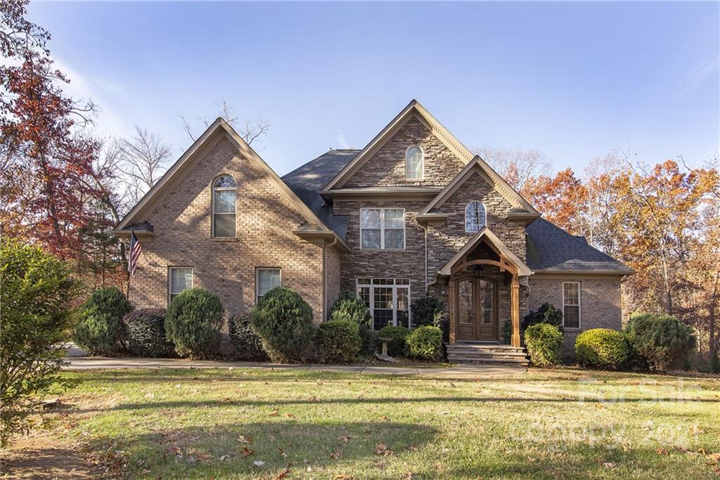 8819 Blaydon Drive Charlotte NC 28227