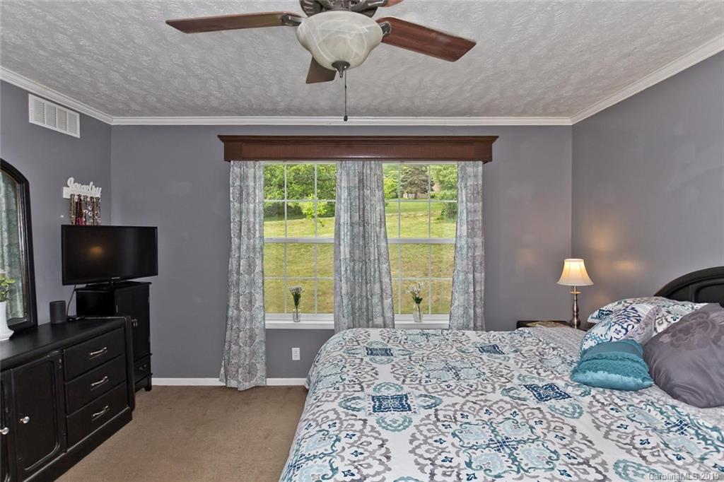 3 Rector Road Weaverville NC 28787