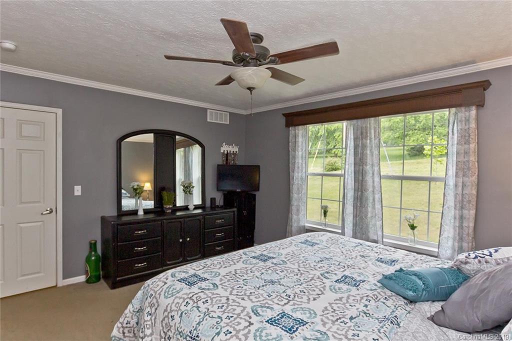3 Rector Road Weaverville NC 28787