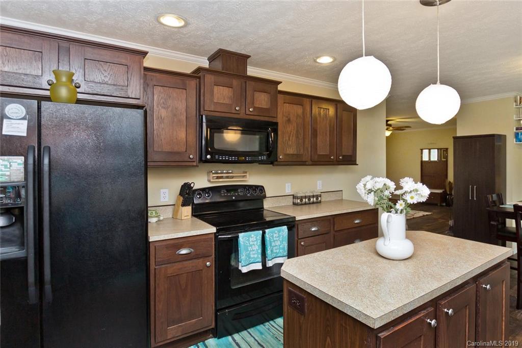 3 Rector Road Weaverville NC 28787