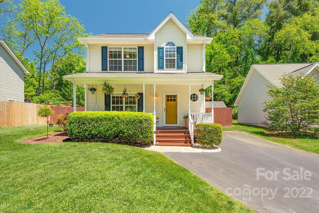 4 Saint Davids Court Asheville NC 28803