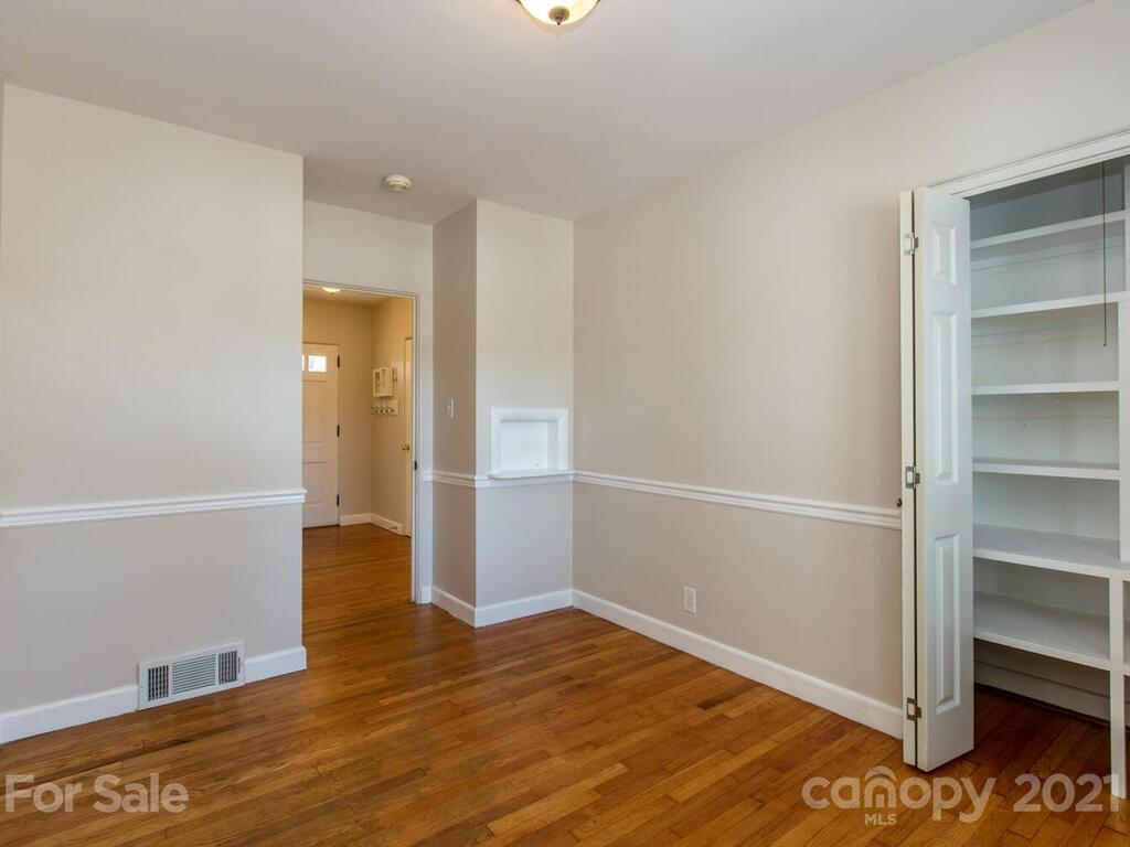 137 Arthur Road Asheville NC 28806