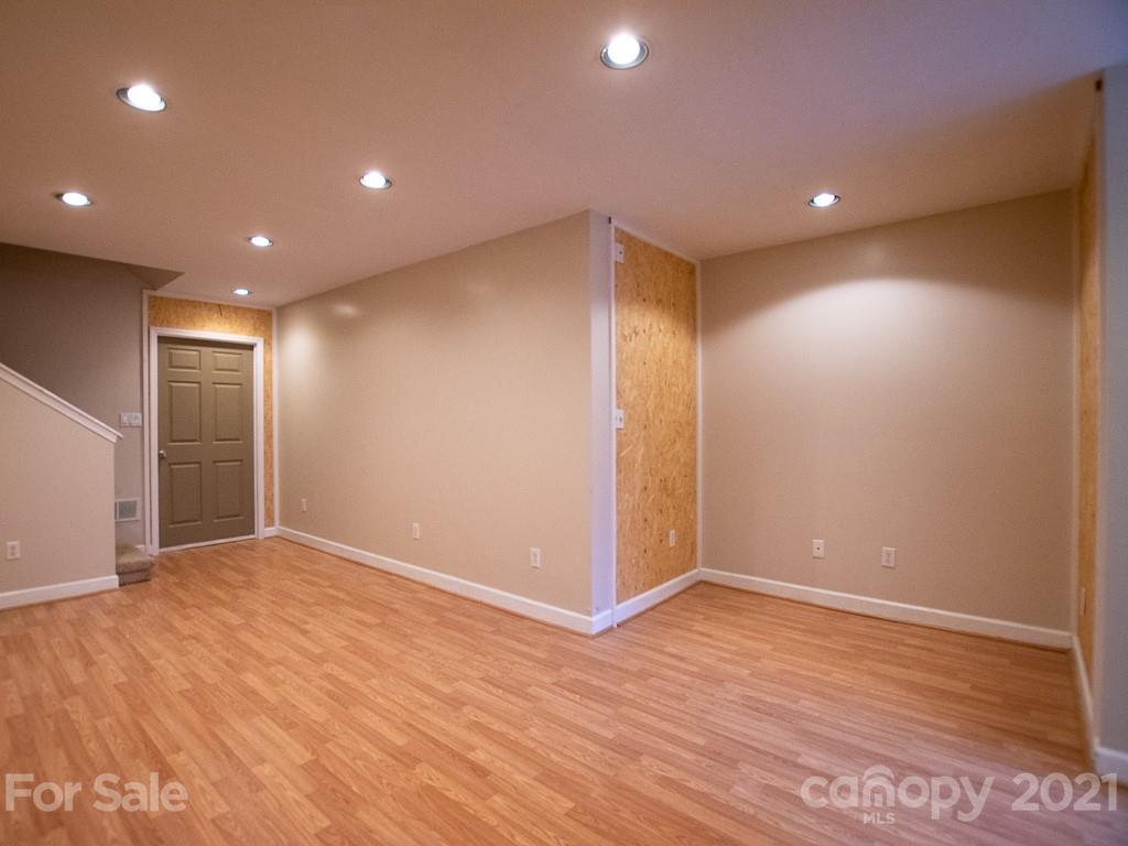 137 Arthur Road Asheville NC 28806