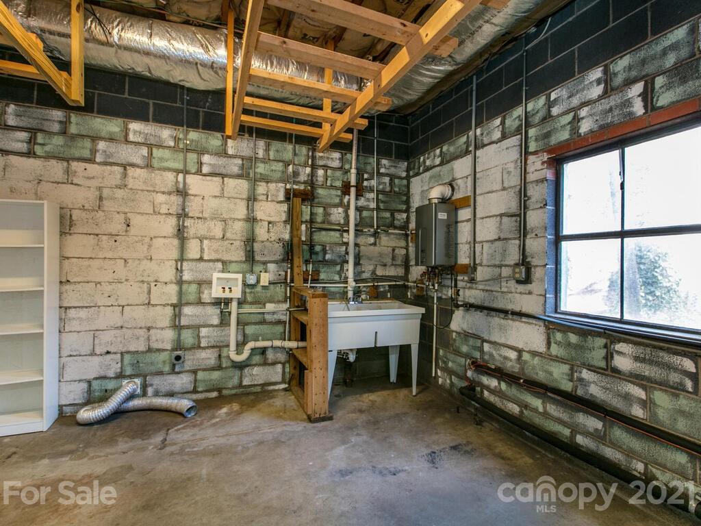 137 Arthur Road Asheville NC 28806