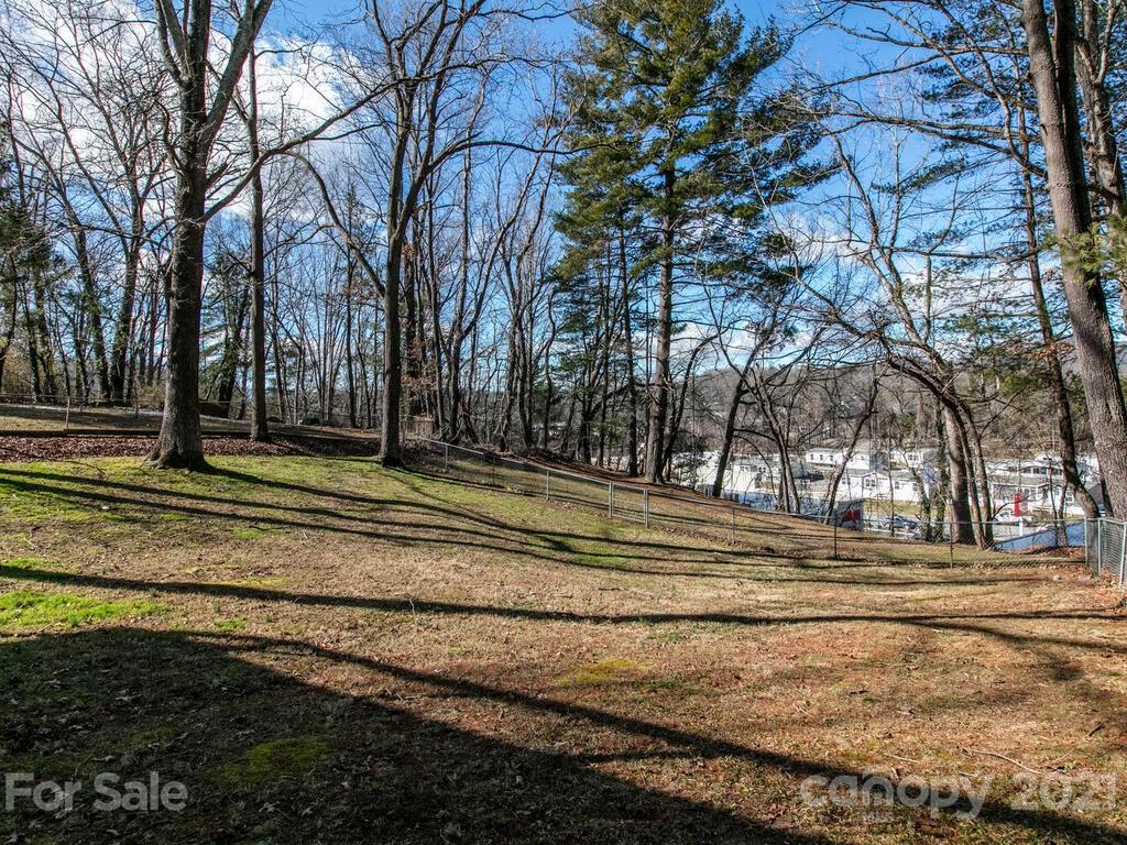 137 Arthur Road Asheville NC 28806