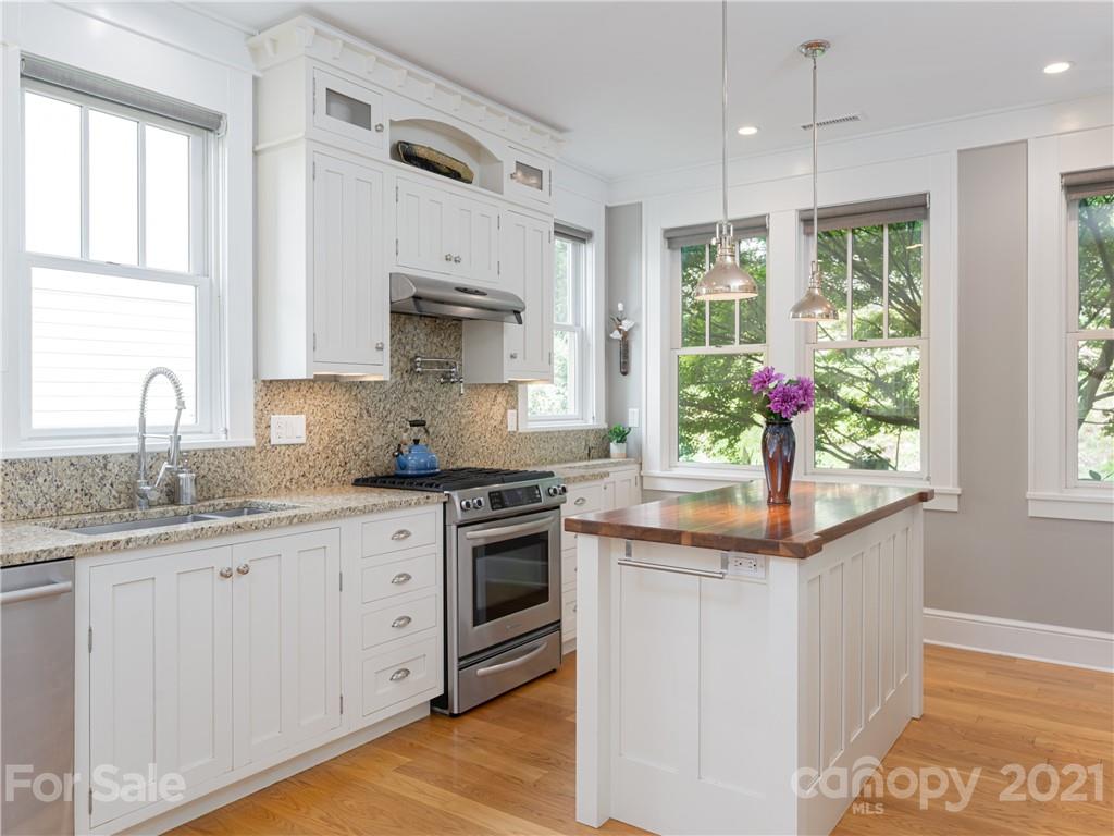 37 Shady Park Lane Asheville NC 28804