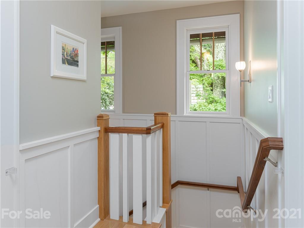 37 Shady Park Lane Asheville NC 28804