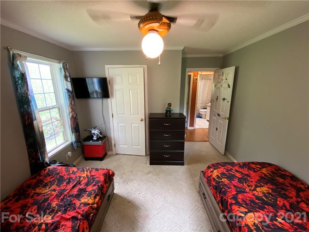118 Blueberry Drive Burnsville NC 28714