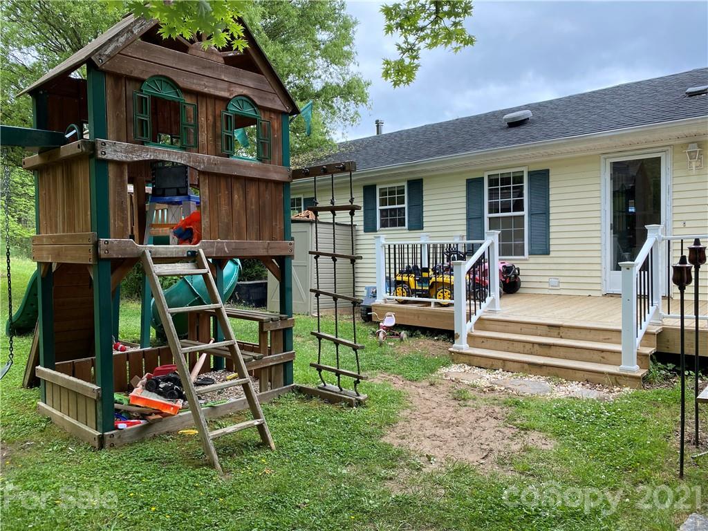 118 Blueberry Drive Burnsville NC 28714