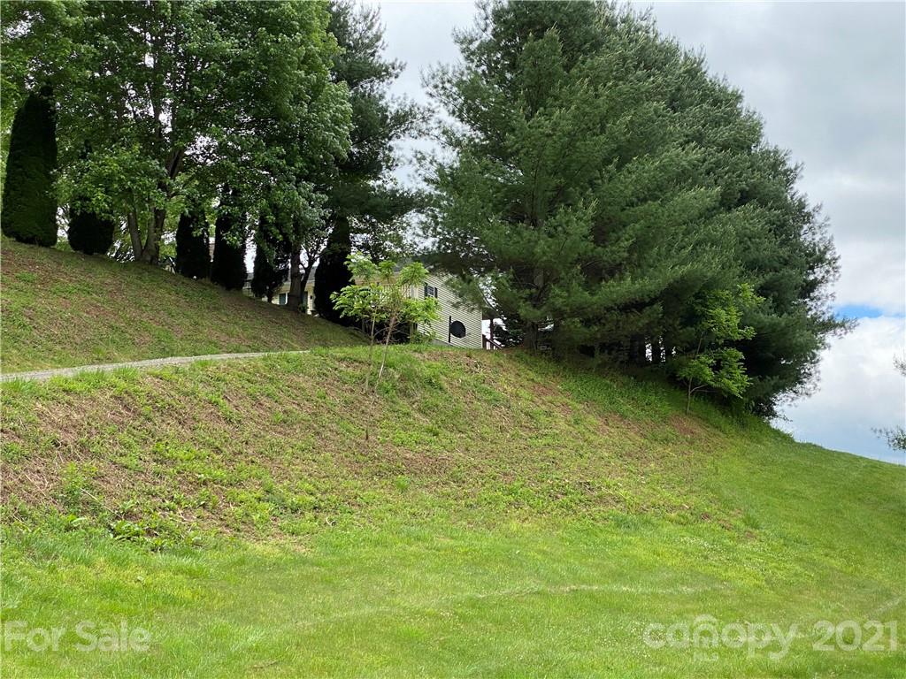 118 Blueberry Drive Burnsville NC 28714