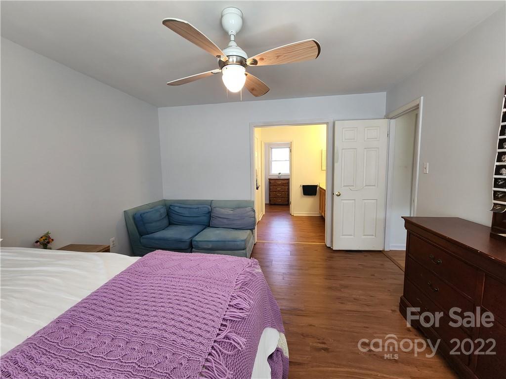 43 Sydney Lane Asheville NC 28806