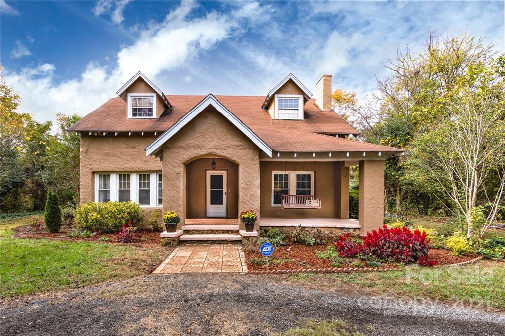 2615 Oakdale Road Charlotte NC 28216