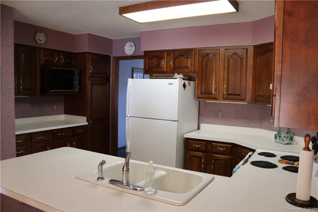 112 Belle Vernon Lane Mills River NC 28759