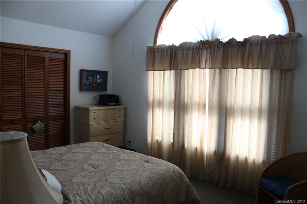 112 Belle Vernon Lane Mills River NC 28759
