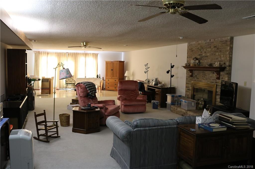 112 Belle Vernon Lane Mills River NC 28759