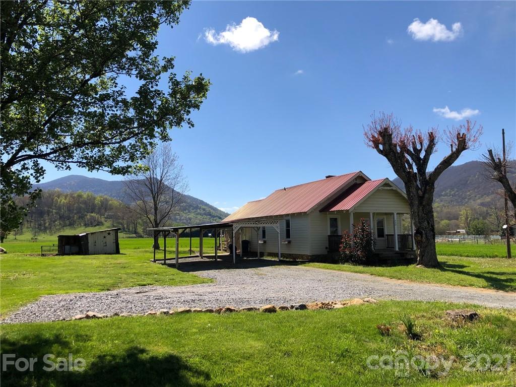200 Lake Logan Road Canton NC 28716