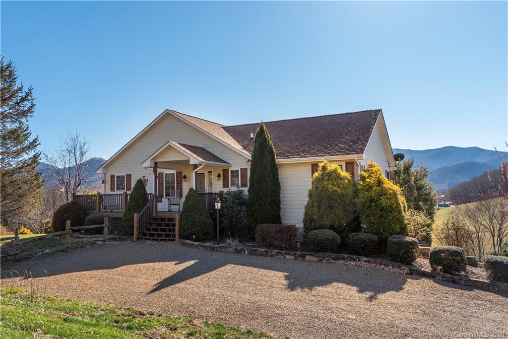 144 Mosa Drive Waynesville NC 28786