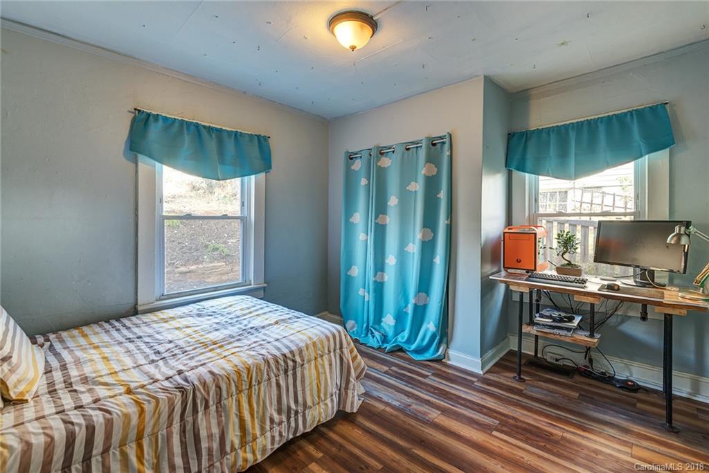 24 Wellington Street Asheville NC 28806