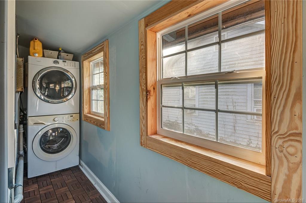 24 Wellington Street Asheville NC 28806
