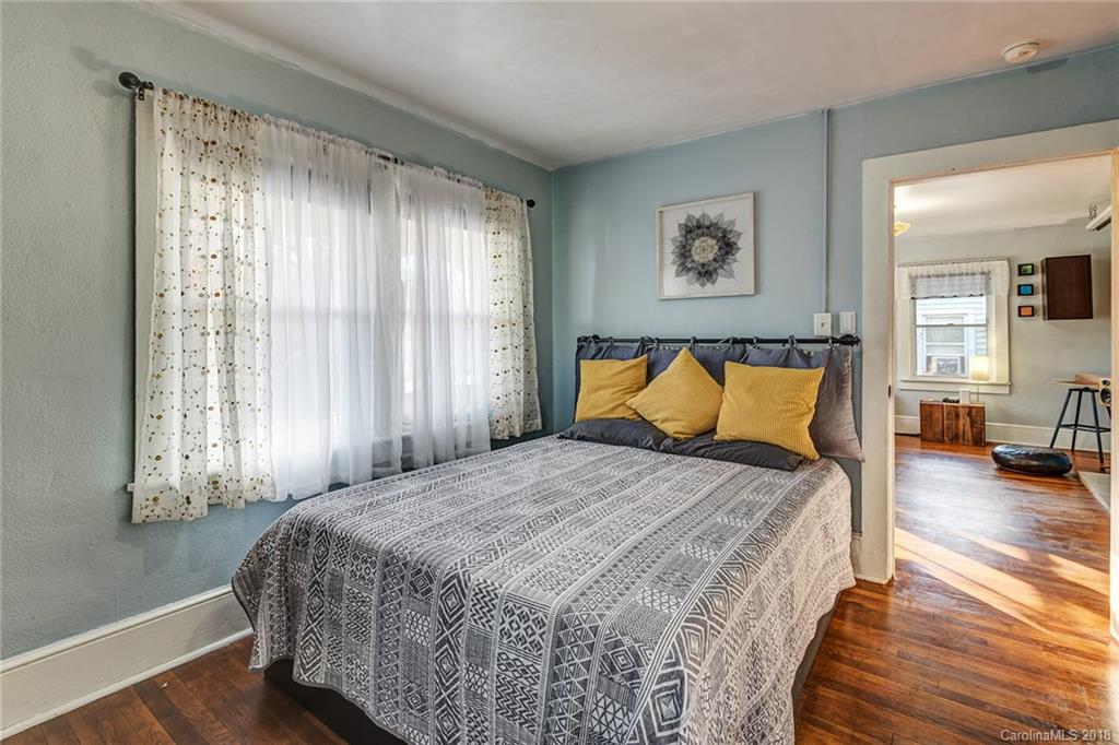 24 Wellington Street Asheville NC 28806