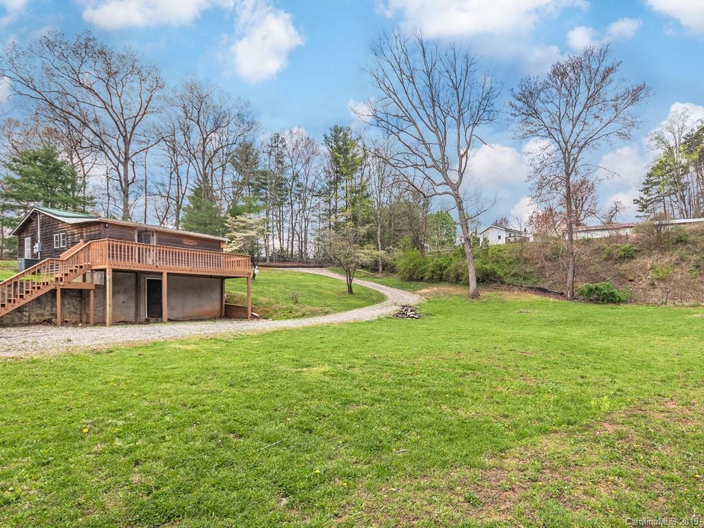 10 Gibson Roberts Drive Fairview NC 28730