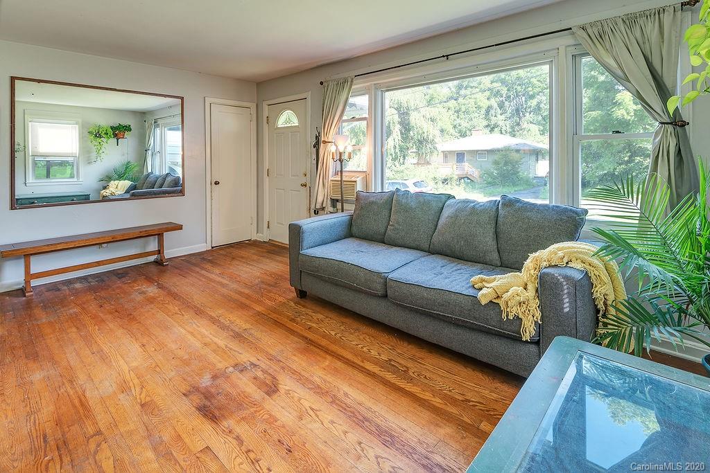 22 Lane Avenue Asheville NC 28806