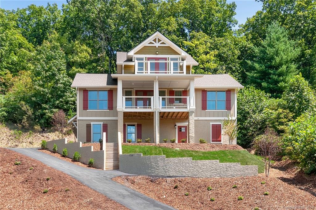 136 Park Ridge Avenue Swannanoa NC 28778