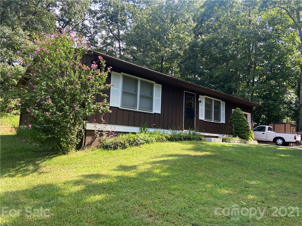 96 Blue Ridge Development Road Fairview NC 28730