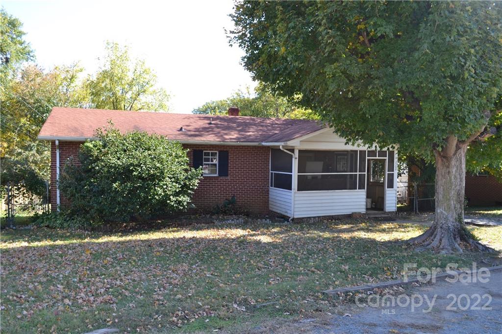 2308 Shamrock Drive Charlotte NC 28205