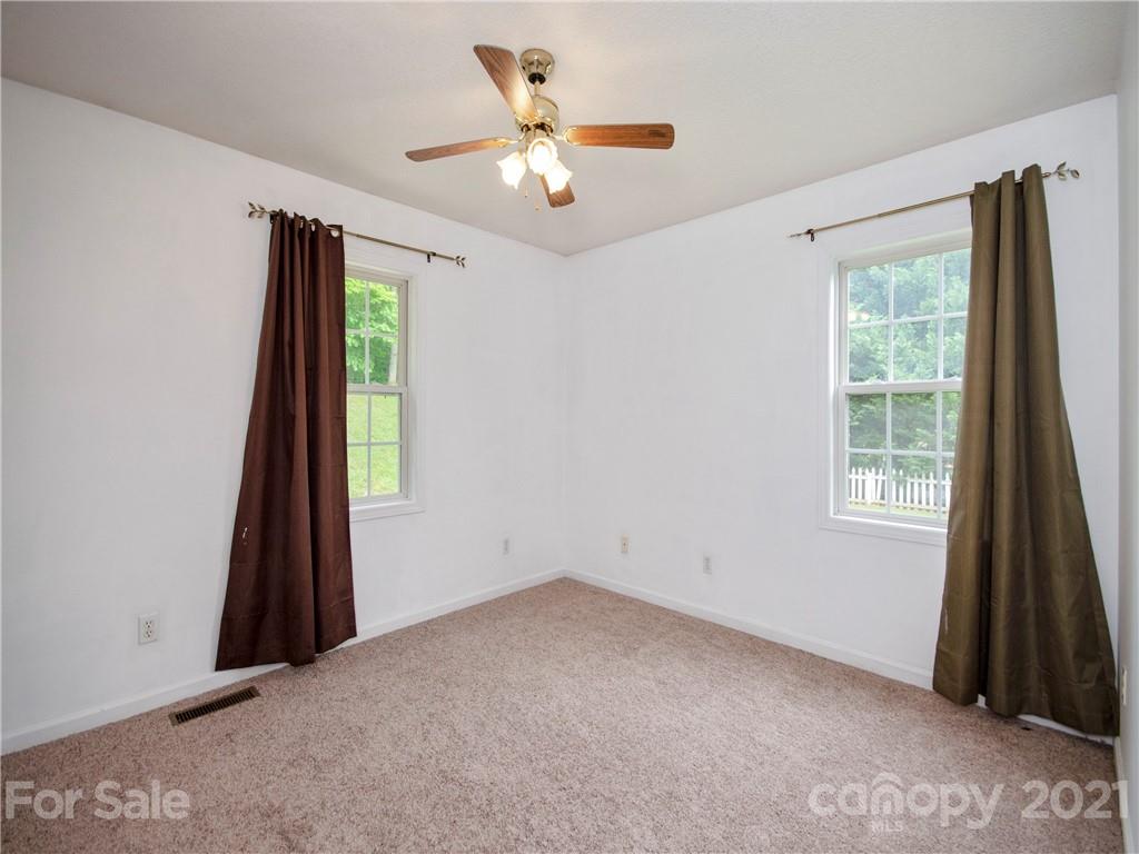 415 Hemlock Springs Trail Weaverville NC 28787