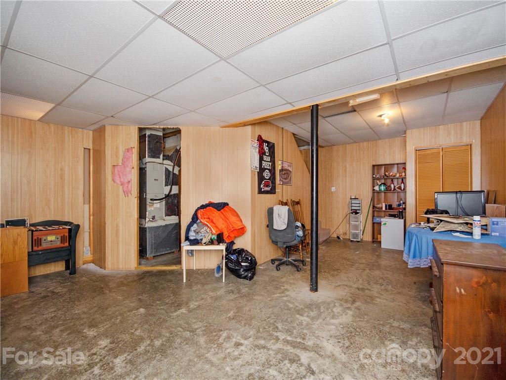 415 Hemlock Springs Trail Weaverville NC 28787