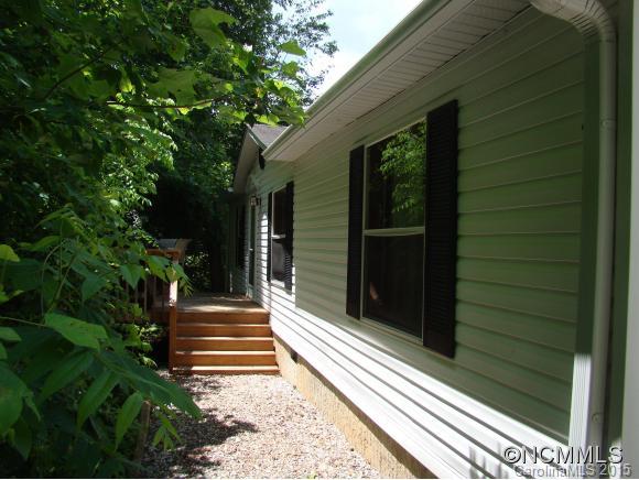 112 Cordella Road Candler NC 28715