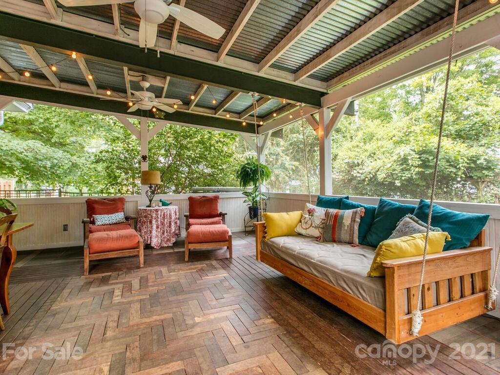 2 Brucemont Circle Asheville NC 28806