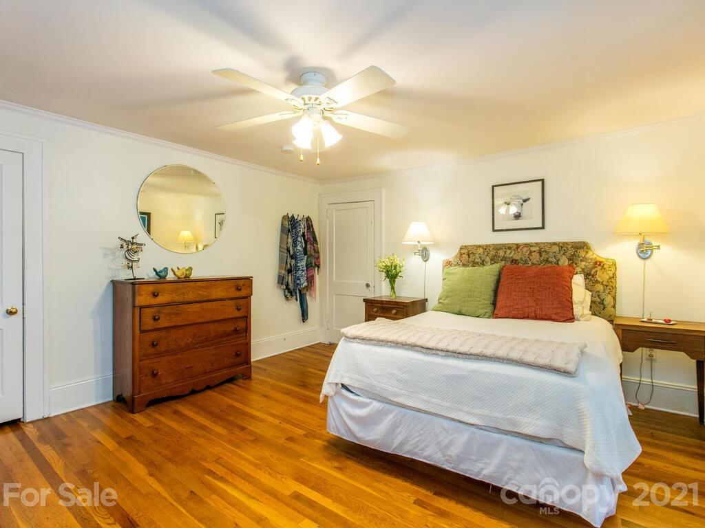 2 Brucemont Circle Asheville NC 28806